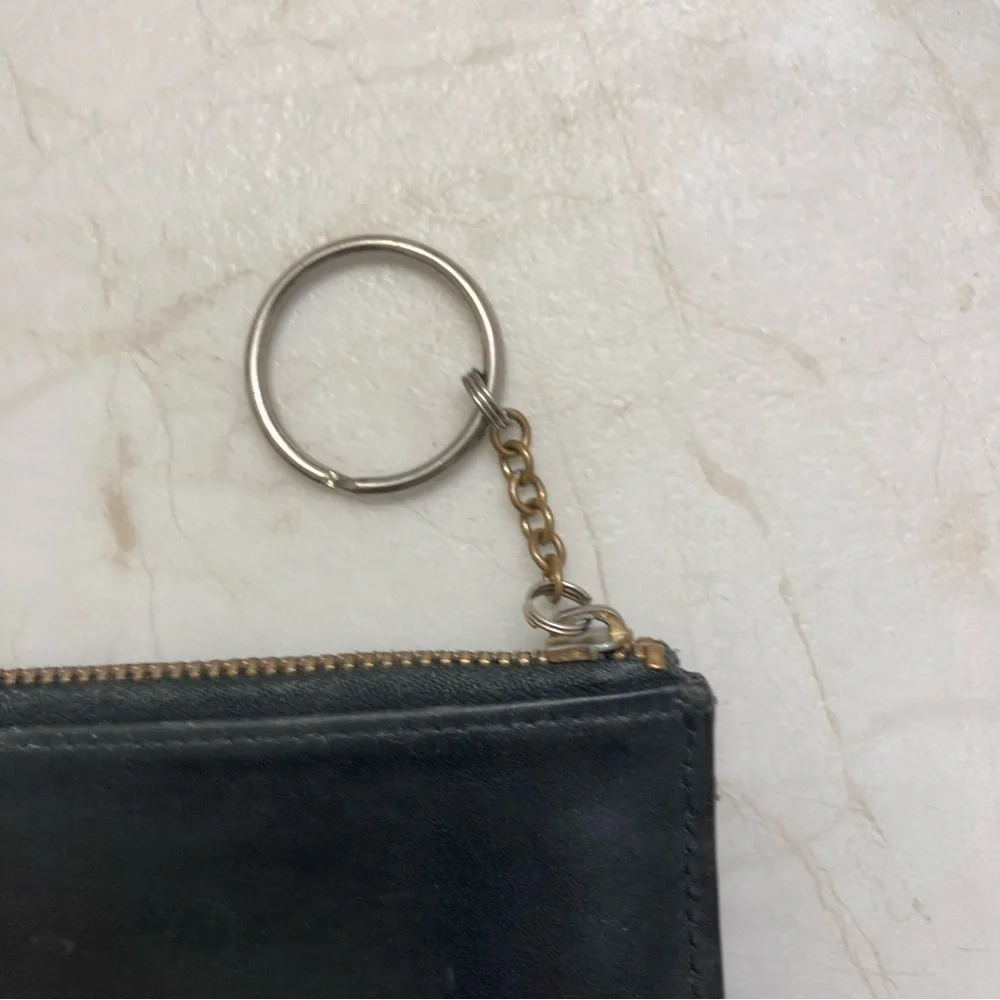 Coach black leather vintage keyring cardholder